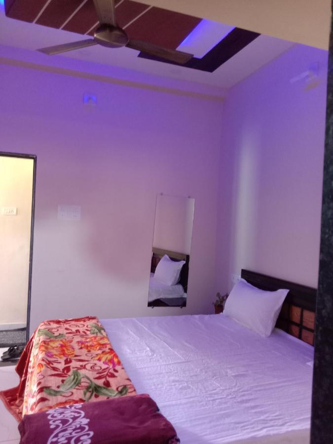 Aradhya Prime Home Stay Garudeshwar Buitenkant foto