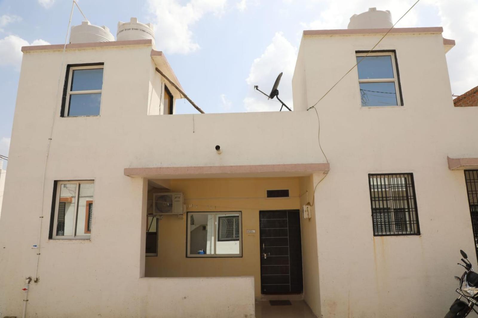 Aradhya Prime Home Stay Garudeshwar Buitenkant foto